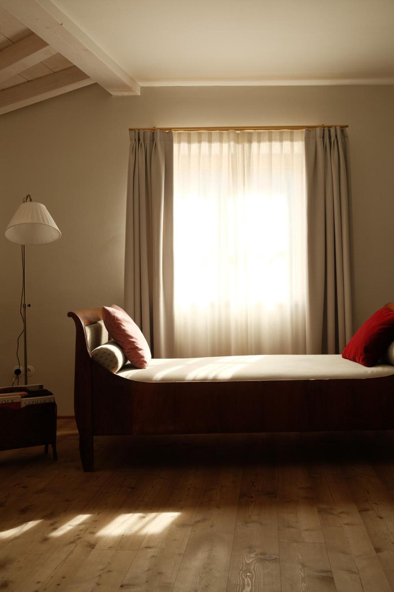 1477 Reichhalter Bed & Breakfast Лана Екстериор снимка
