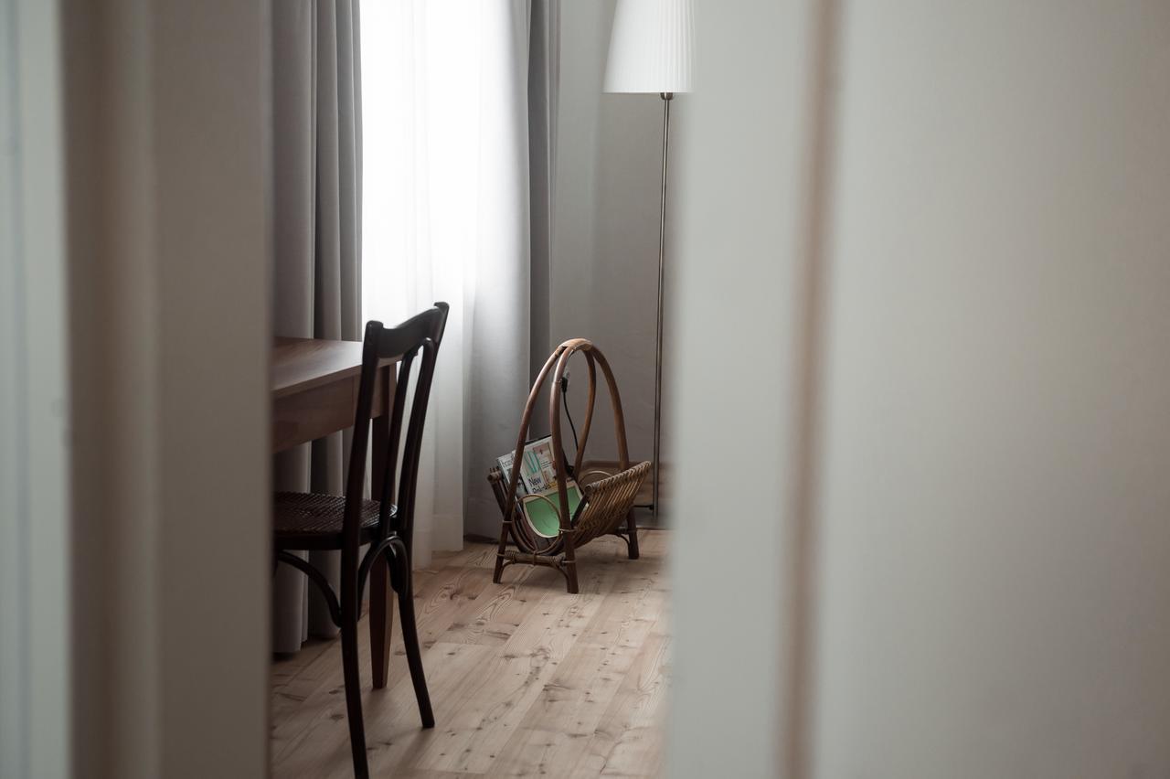 1477 Reichhalter Bed & Breakfast Лана Екстериор снимка